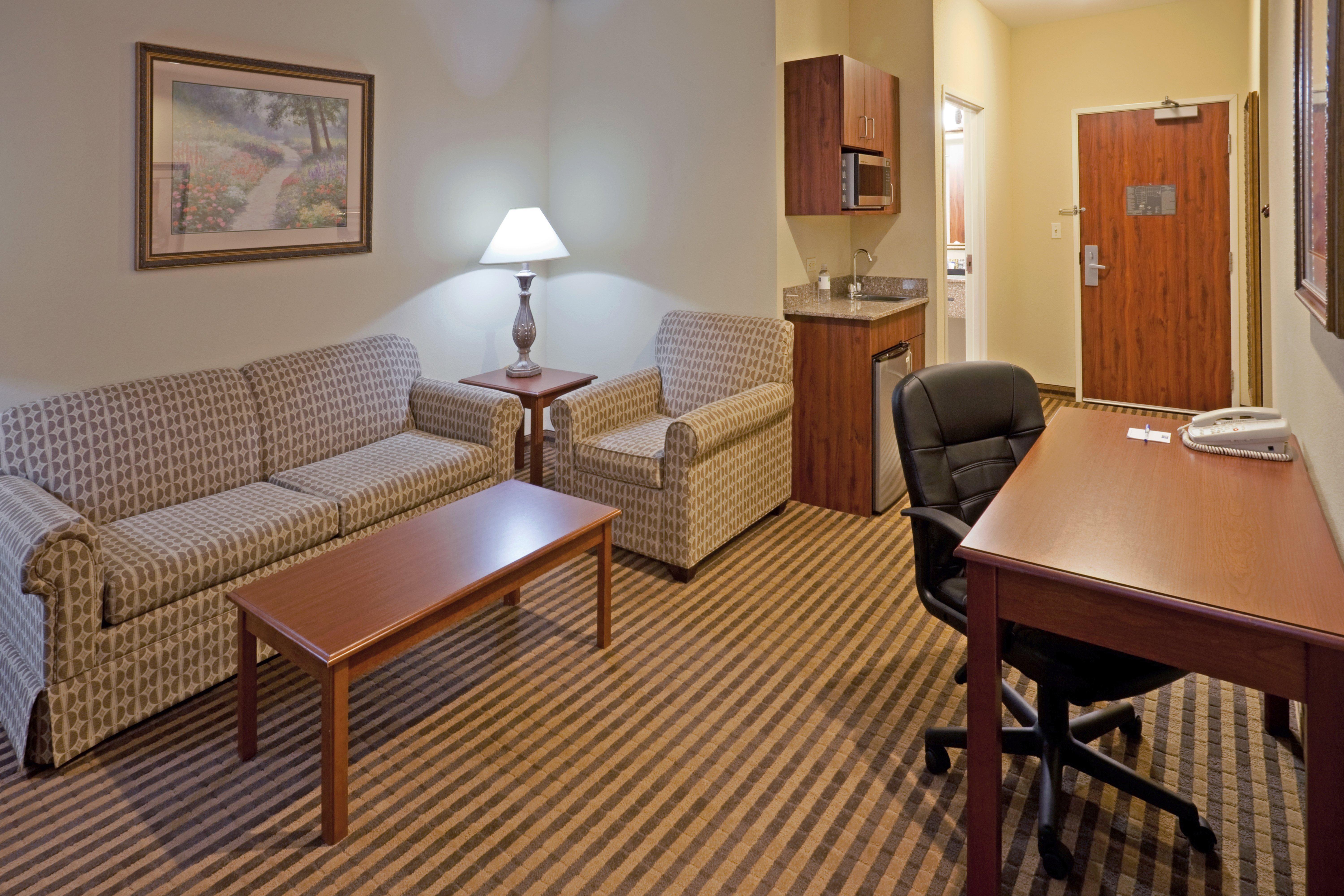 Holiday Inn Express & Suites Waxahachie By Ihg Esterno foto