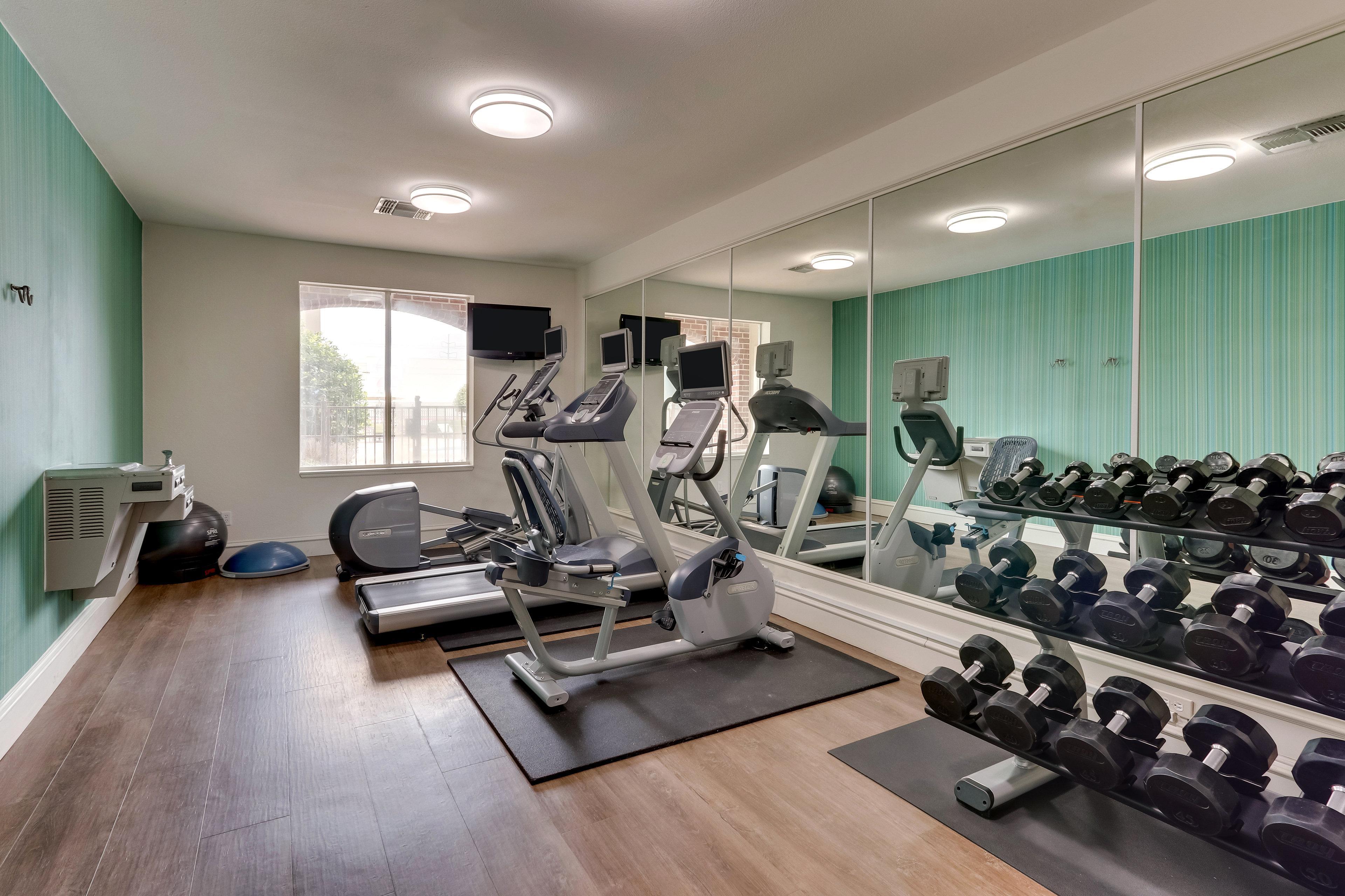 Holiday Inn Express & Suites Waxahachie By Ihg Esterno foto