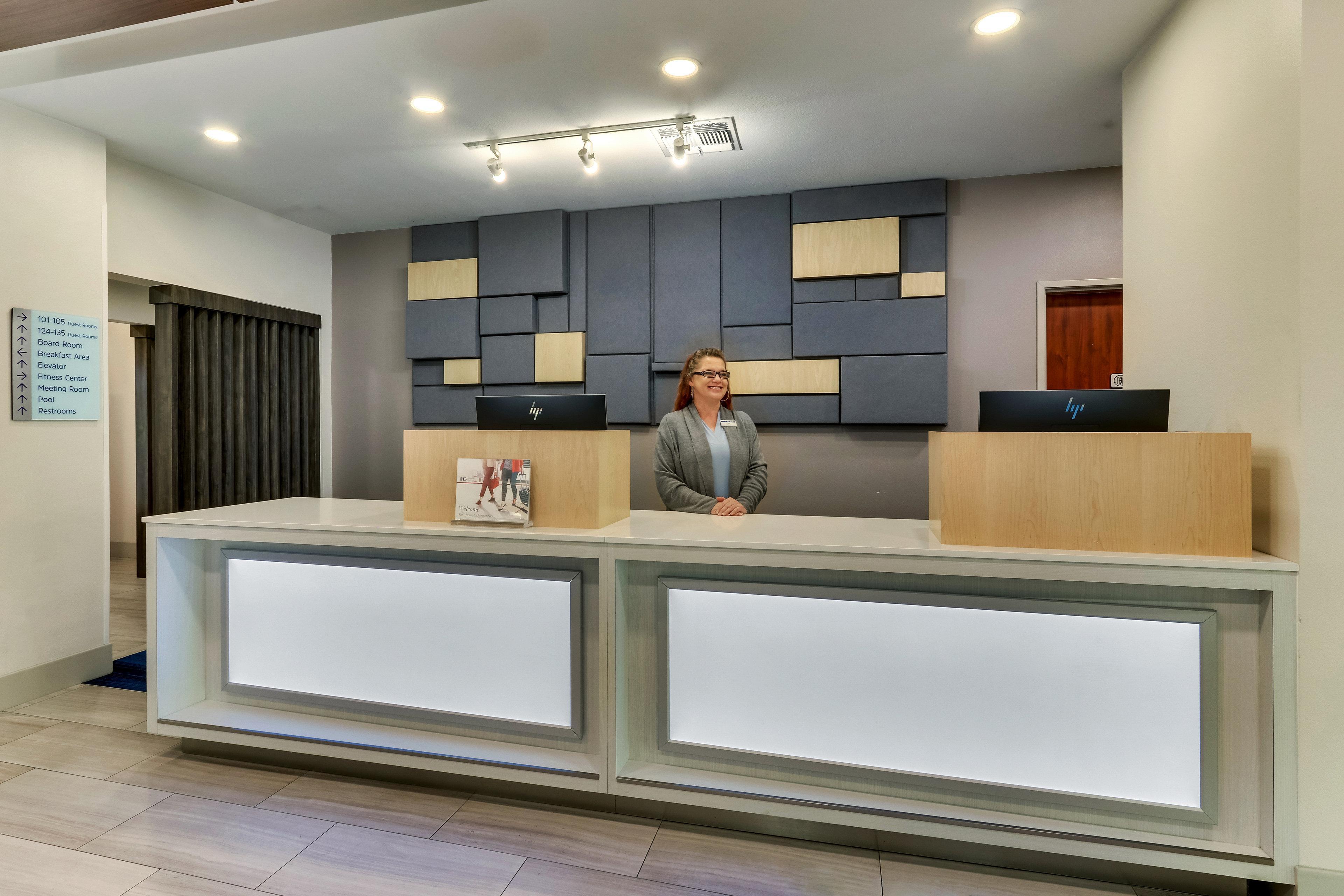 Holiday Inn Express & Suites Waxahachie By Ihg Esterno foto