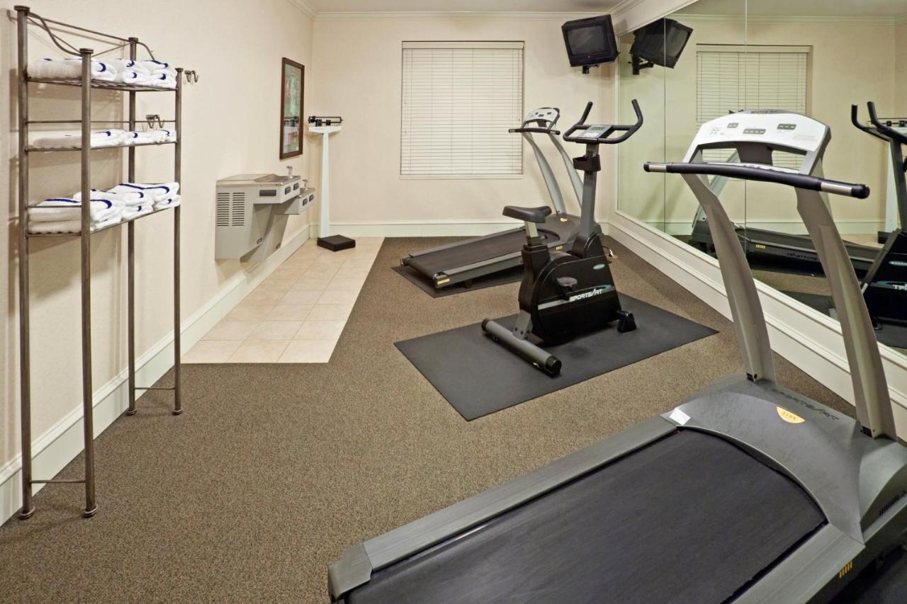 Holiday Inn Express & Suites Waxahachie By Ihg Esterno foto